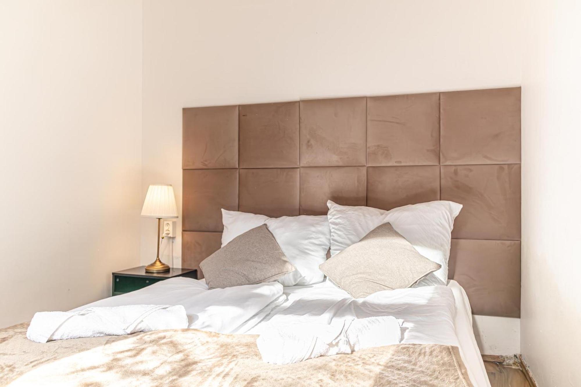Friendly 2br Apt-near U6 Station Am Schoepfwerk Vienne